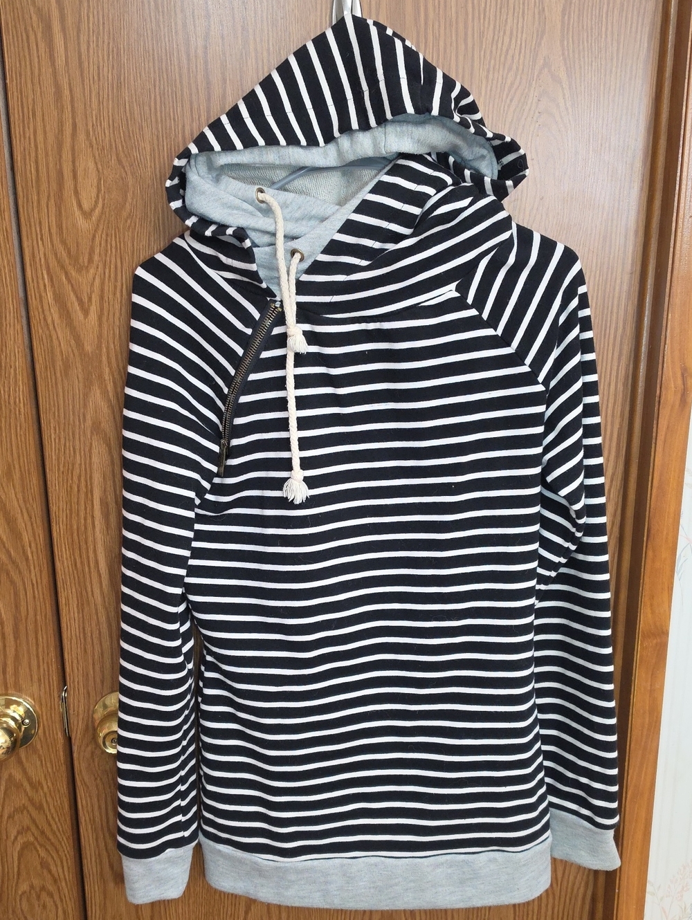 AMPERSAND AVE Black & White Striped Double Hood